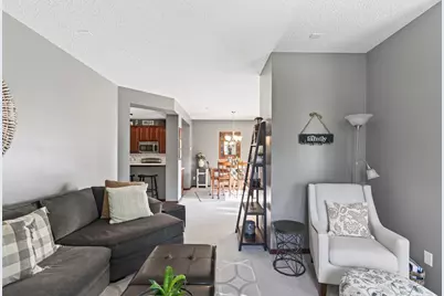9540 Washington Boulevard #5, Chanhassen, MN 55317 - Photo 12