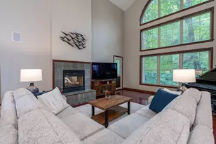 121 Bartholomew Ln, Mankato, MN 56001 - Photo 6
