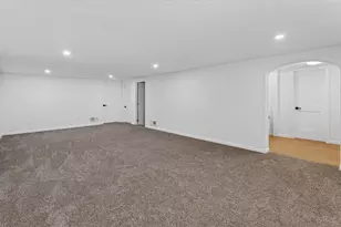 285 W 1st St, Rush City, MN 55069 - Photo 30