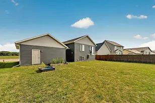 5526 Harvest Lake Dr NW, Rochester, MN 55901 - Photo 32