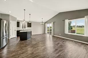 5526 Harvest Lake Dr NW, Rochester, MN 55901 - Photo 6