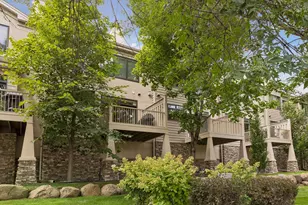 533 Willoughby Way W, Minnetonka, MN 55305 - Photo 28