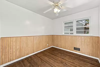 4950 Penn Avenue N, Minneapolis, MN 55430 - Photo 10
