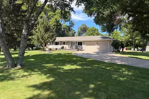 202 4th St, Kerkhoven, MN 56252 - Photo 2
