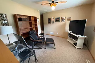 305 Salem Point Dr SW, Rochester, MN 55902 - Photo 18