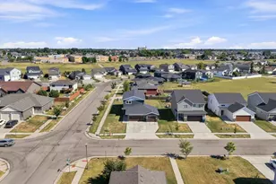 1102 Lilac Ln, Moorhead, MN 56560 - Photo 28