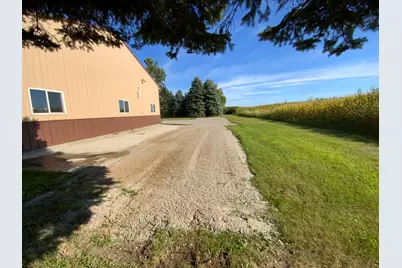 25227 State Highway 23, Roscoe, MN 56371 - Photo 8