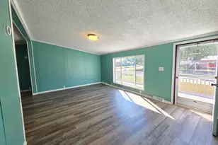 320 6th Ave NE, Plainview, MN 55964 - Photo 22