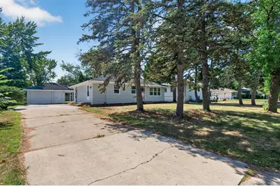 2940 115th Avenue NW, Coon Rapids, MN 55433 - Photo 2
