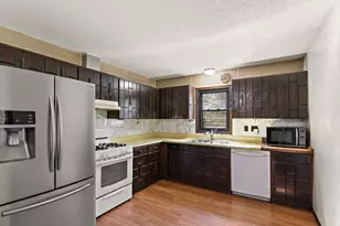 28564 Zurich Street NE, North Branch, MN 55056 - Photo 4