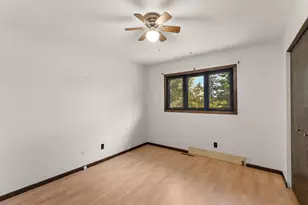 28564 Zurich Street NE, North Branch, MN 55056 - Photo 10