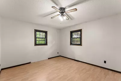 28564 Zurich Street NE, North Branch, MN 55056 - Photo 8