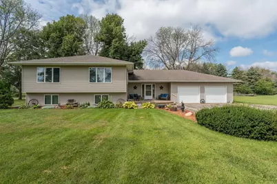 35851 County Road 104, Saint James, MN 56081 - Photo 1