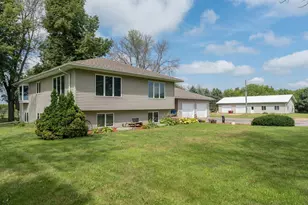 35851 Co Rd 104, Saint James, MN 56081 - Photo 2