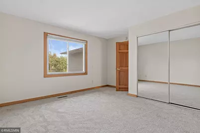 7688 Dunmore Road, Woodbury, MN 55125 - Photo 16