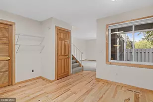 7688 Dunmore Rd, Woodbury, MN 55125 - Photo 10