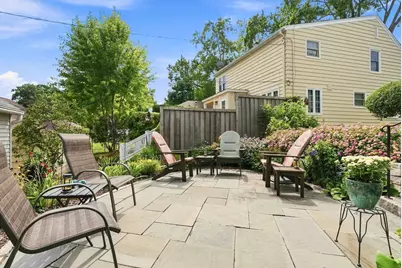 3410 Zenith Avenue N, Robbinsdale, MN 55422 - Photo 8
