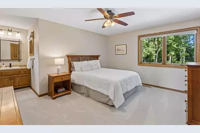28010 Boulder Bridge Drive, Excelsior, MN 55331 - Photo 24