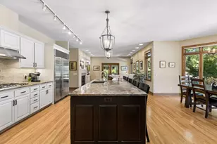 28010 Boulder Bridge Dr, Excelsior, MN 55331 - Photo 10