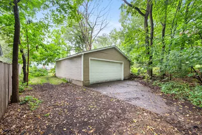 62 Juniper Street, Mahtomedi, MN 55115 - Photo 38