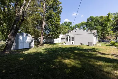 2910 Pennsylvania Avenue S, Saint Louis Park, MN 55426 - Photo 20