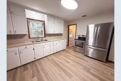 2804 Churchill Street, Roseville, MN 55113 - Photo 6