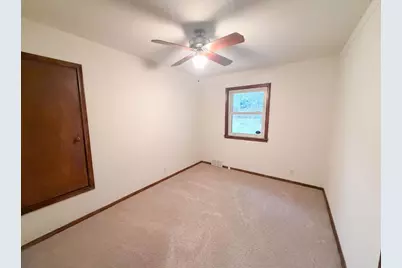 2804 Churchill Street, Roseville, MN 55113 - Photo 4