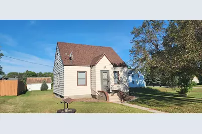 400 Short Line Avenue, Sunburg, MN 56289 - Photo 24