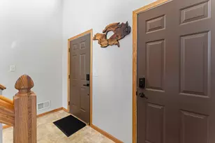 1704 Jefferson St S, Cambridge, MN 55008 - Photo 6
