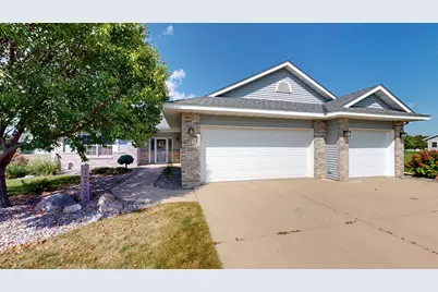 2858 9th Avenue SE, Willmar, MN 56201 - Photo 1