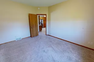 2858 9th Ave SE, Willmar, MN 56201 - Photo 34
