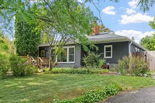 2310 Byrd Ave N, Golden Valley, MN 55422 - Photo 2