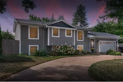 10657 Verdin Street NW, Coon Rapids, MN 55433 - Photo 2