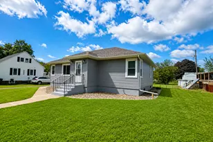 110 S 6th St, Kiester, MN 56051 - Photo 16