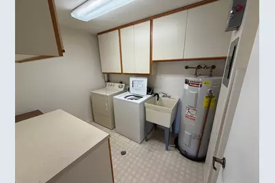 2679 Albion Avenue #203, Fairmont, MN 56031 - Photo 6