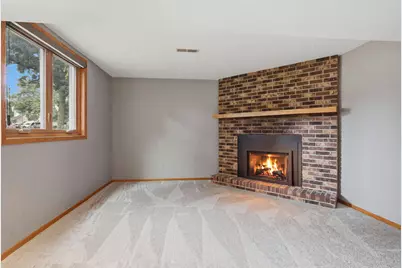 2704 13th Avenue NW, Willmar, MN 56201 - Photo 2