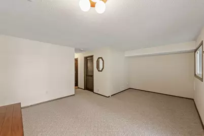 11143 Vessey Circle, Bloomington, MN 55437 - Photo 26