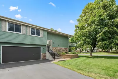 11143 Vessey Circle, Bloomington, MN 55437 - Photo 2