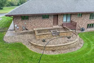 611 Dugdale Ave, Worthington, MN 56187 - Photo 72