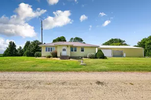 188 40th St, Dunnell, MN 56127 - Photo 4