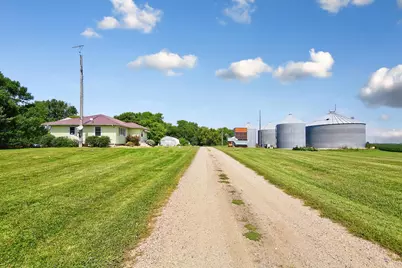 188 40th Street, Dunnell, MN 56127 - Photo 1