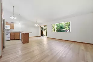 614 Golden Gate Ln, Winsted, MN 55395 - Photo 4