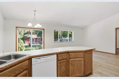 614 Golden Gate Lane, Winsted, MN 55395 - Photo 10