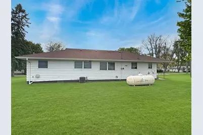 314 N Maple Street, Ellsworth, MN 56129 - Photo 2
