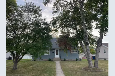 906 15th Street S, Benson, MN 56215 - Photo 4