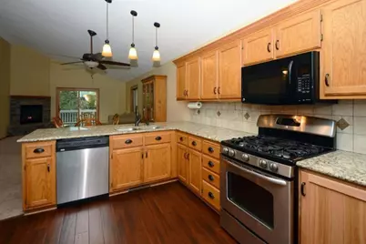 5740 Willow Trail, Shoreview, MN 55126 - Photo 4