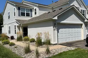 603 Providence Dr, Shakopee, MN 55379 - Photo 2