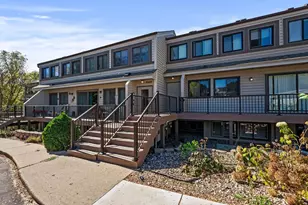 8948 Neill Lake Rd, Eden Prairie, MN 55347 - Photo 2