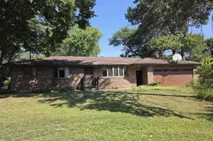 511 Ely St NE, Fridley, MN 55432 - Photo 1