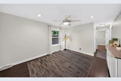 402 Sunset Court NE, Stewartville, MN 55976 - Photo 10